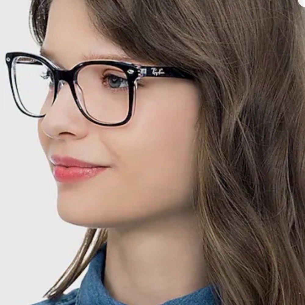 RAY-BAN
RB5285 Women’s Eyeglasses
